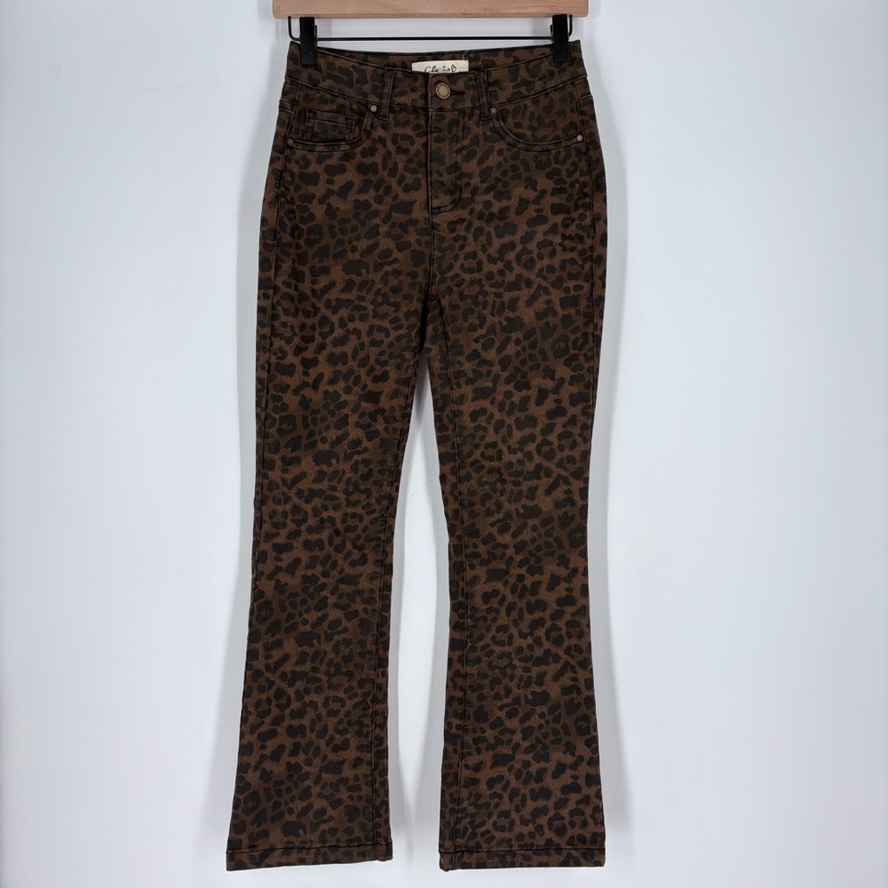 Charlie B Cheetah Print Straight Leg Pants